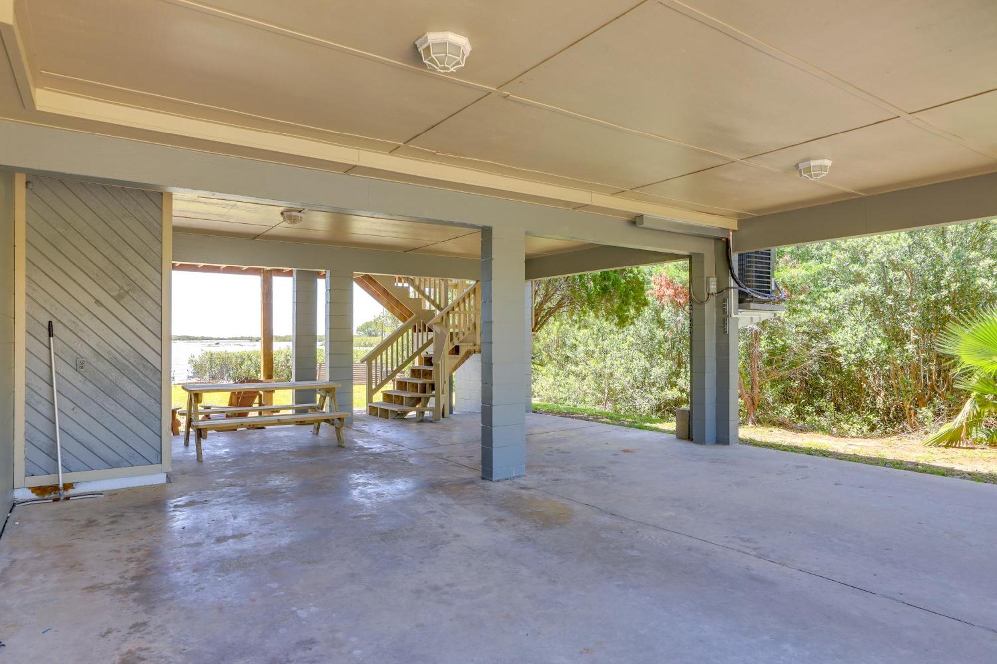 Waterfront Cedar Key Duplex Home Grill And Dock! المظهر الخارجي الصورة