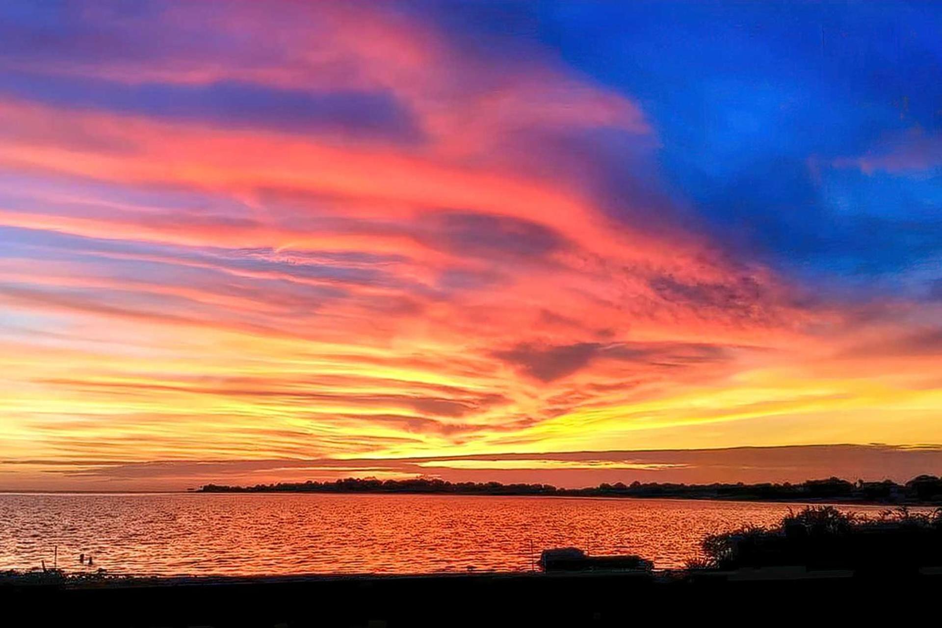 Waterfront Cedar Key Duplex Home Grill And Dock! المظهر الخارجي الصورة
