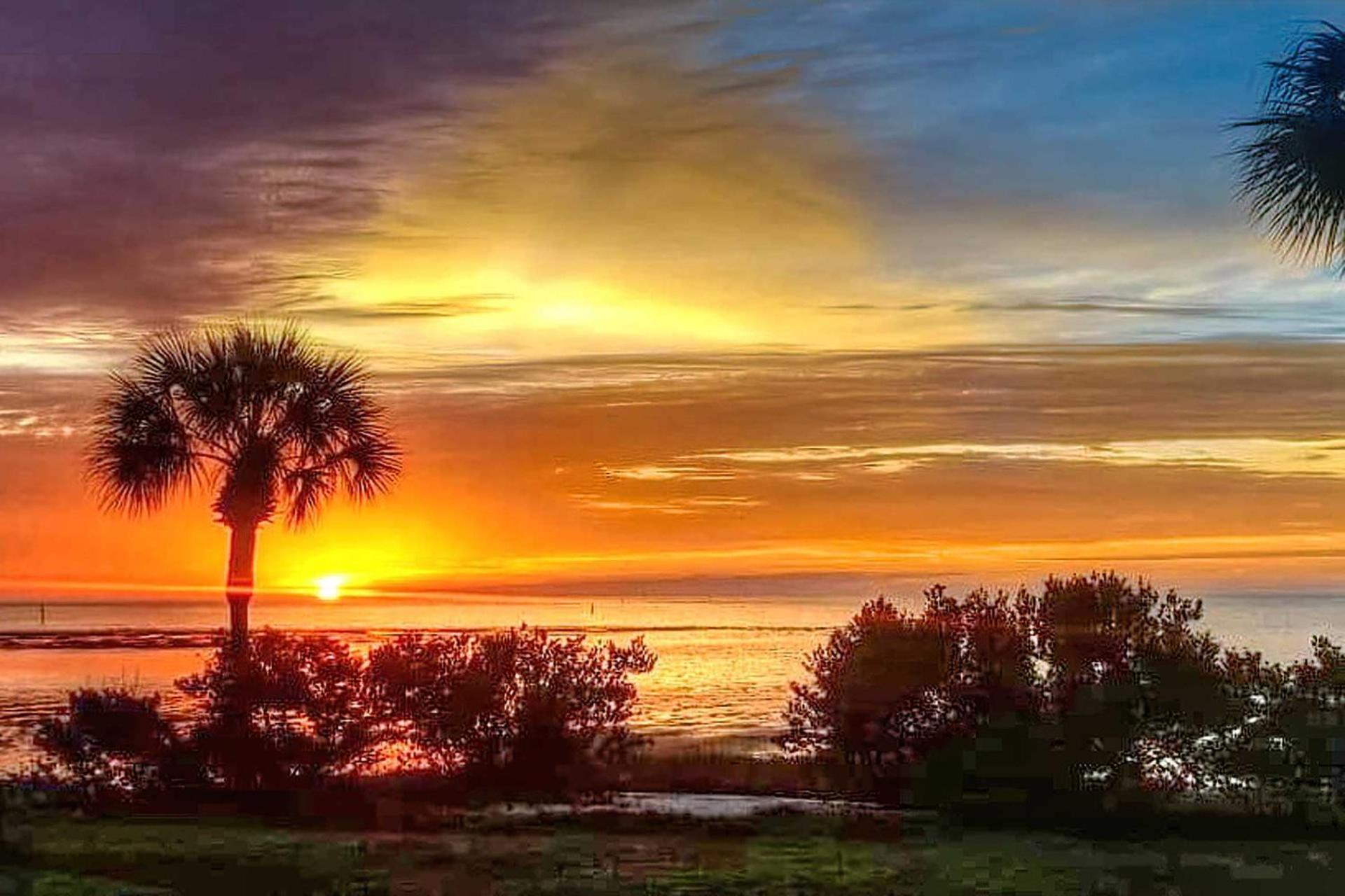 Waterfront Cedar Key Duplex Home Grill And Dock! المظهر الخارجي الصورة